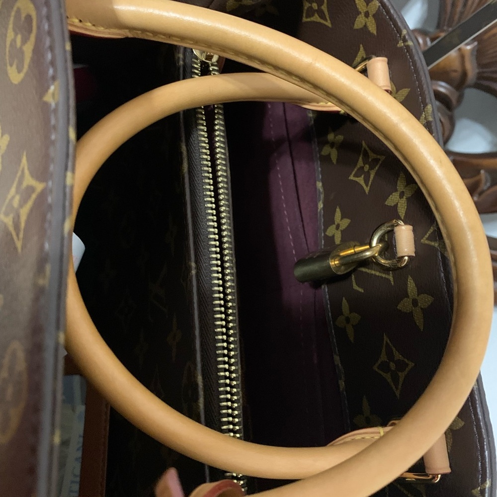 Louis Vuitton Montaigne MM SOLD 🍀🍀🍀 - Picture 14 of 14